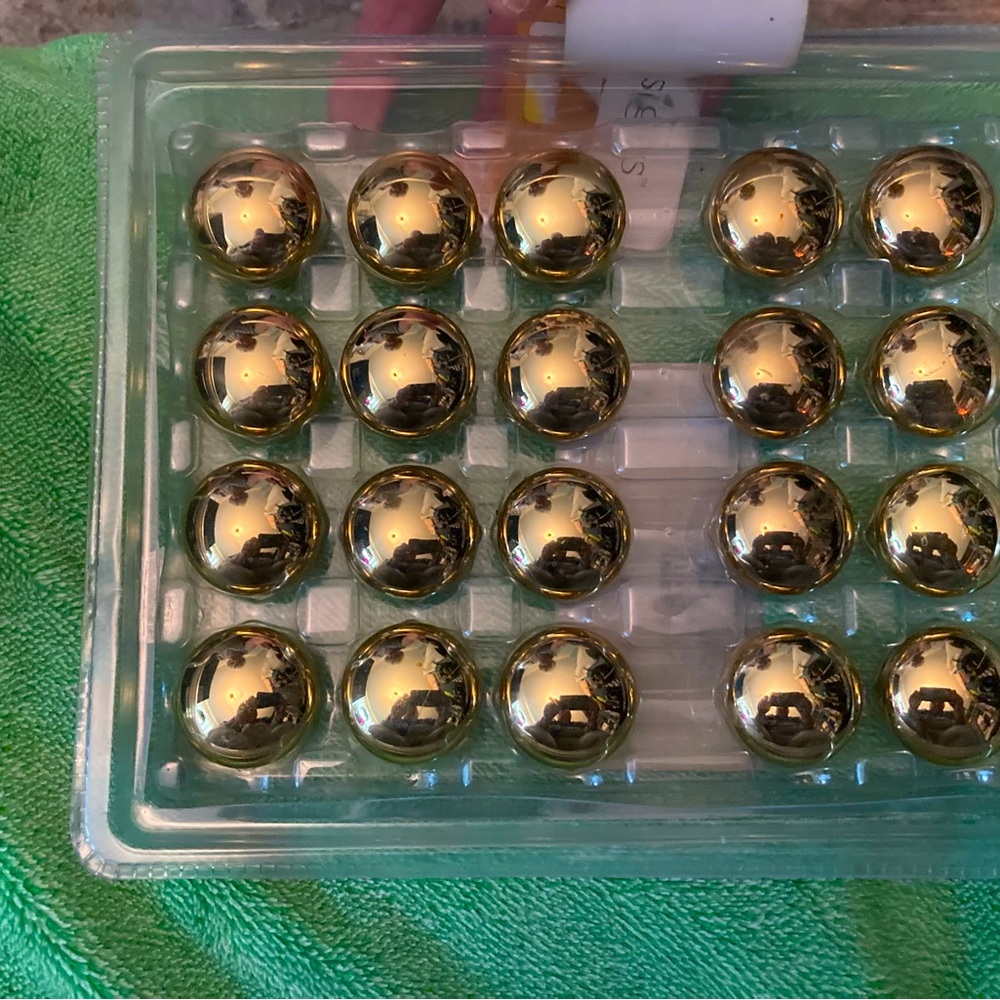 Set Of  20 new Heritage Design Pulls in package.